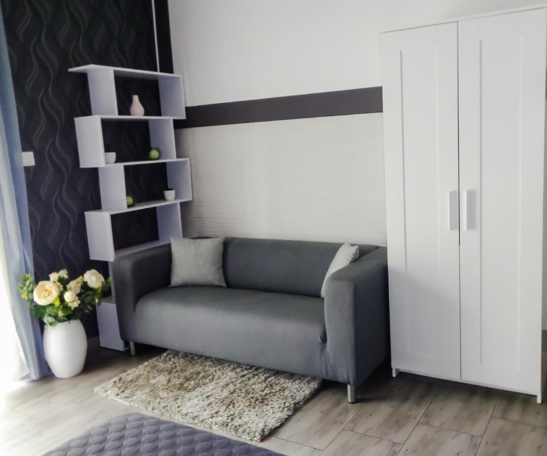 Chloe'S Rooms 卡利亚里 外观 照片