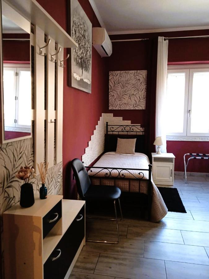 Chloe'S Rooms 卡利亚里 外观 照片