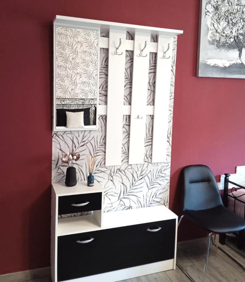 Chloe'S Rooms 卡利亚里 外观 照片
