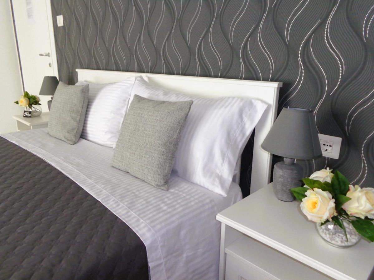 Chloe'S Rooms 卡利亚里 外观 照片