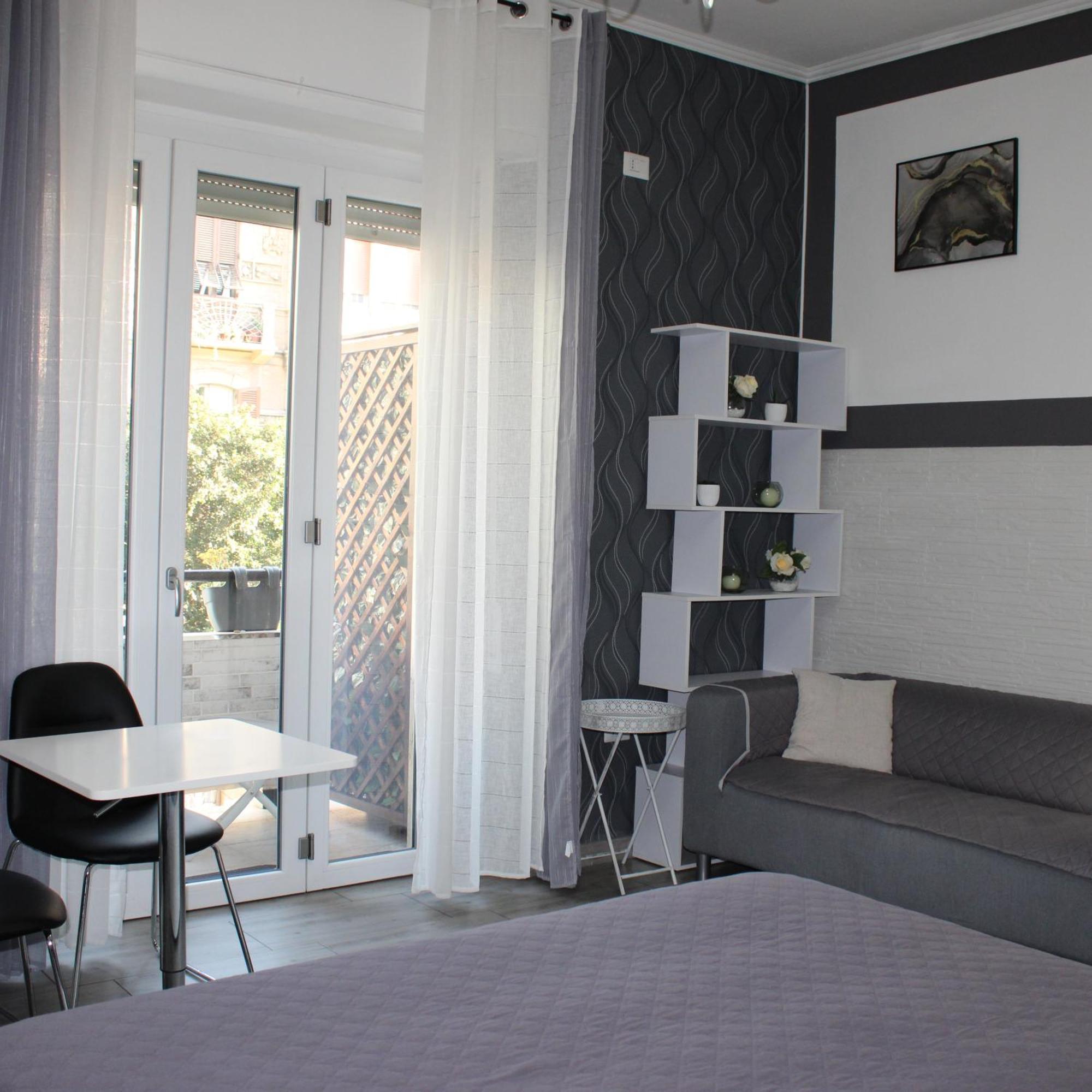 Chloe'S Rooms 卡利亚里 外观 照片
